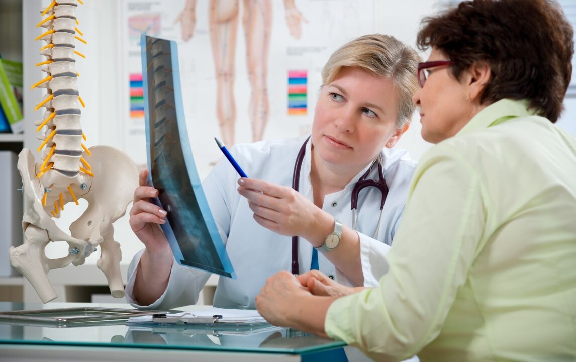 doktor servikal osteokondroz için önerilerde bulunur