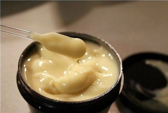 omuz artrozunun tedavisi için merhem